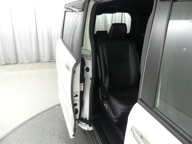 ヴォクシー ハイブリッドZS 煌III フルセグ メモリーナビ DVD再生 バックカメラ 衝突被害軽減システム ETC 両側電動スライド LEDヘッドランプ 乗車定員7人 3列シート ワンオーナー フルエアロ(24枚目)