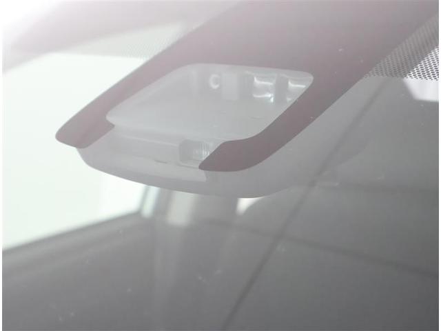 カローラアクシオ １．５Ｇ　フルセグ　メモリーナビ　ＤＶＤ再生　バックカメラ　衝突被害軽減システム　ＥＴＣ　ワンオーナー　アイドリングストップ（9枚目）