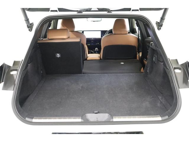 クラウンスポーツ Z AWD フルセグテレビ ETC車載器 TVナビ クルコン 横滑り防止装置 エアバッグ 本革 AC100V ミュージックプレイヤー接続可 メモリナビ ドラレコ キーレス 盗難防止装置 ABS 記録簿(34枚目)