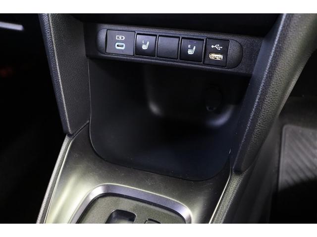 ヤリスクロス ハイブリッド　ＧＲスポーツ　ナビ・ＴＶ　衝突軽減　オートクルーズコントロール　ＬＥＤヘッド　フルセグ　ドライブレコーダー　Ｂカメラ　キーレス　スマートキー　メモリーナビ　イモビライザー　オートエアコン　横滑り防止装置　記録簿（18枚目）