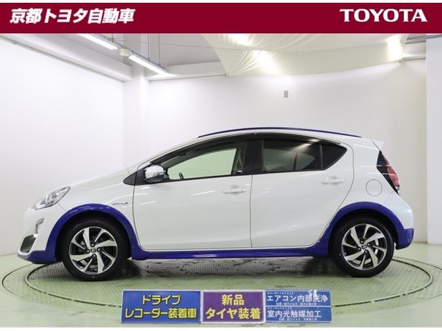 アクア Ｘ－アーバン　ＶＳＣ　ＤＶＤ　ＬＥＤヘッドライト　スマートエントリー　ナビＴＶ　バックモニタ－　地デジ　パワーステアリング　ＡＵＴＯエアコン　パワーウインドウ　ドライブレコーダー　ＡＢＳ　ＡＷ　デュアルエアバッグ（2枚目）