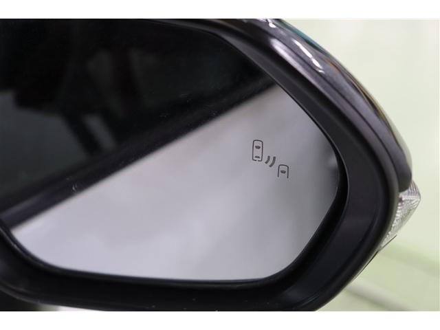 �a�r�l�𑕔��B����ɁA��ގ��ԗ����m�x��y�q�b�s�`�z�𓋍ڂ��Ă��܂��B�o�b�N�ŏo�ɂ���ۂɍ��E����ڋ߂���ԗ������m���A�~���[�̃C���W�P�[�^�[�̓_�łƌx�񉹂Ōx�����Ĉ��S�m�F���T�|�[�g���Ă���܂��B