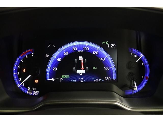 ������f�W�^���\������i�I�Ȑ������ꂽ�f�U�C���̃��[�^�[�ƒ����̃}���`�C���t�H���[�V�����f�B�X�v���C�͎��F�����悭�^�]���ł��m�F���₷���ł���B