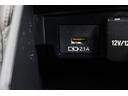 ハイブリッド　ダブルバイビー　衝突軽減システム　ＥＴＣ付き　ＤＶＤ　ＬＥＤランプ　パワーウィンドウ　バックモニタ　キーレスエントリー　ＡＡＣ　記録簿有　エアバッグ　メディアプレイヤー接続　オートクルーズコントロール　盗難防止装置（21枚目）