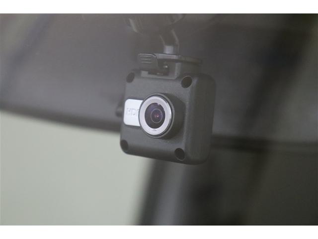 ドライブレコーダー搭載！万が一の場合、責任の所在を明確にできるのはもちろん、観光などお出かけ先の景色を残しておけます。録画が残ると思えば、自分自身も安全運転を意識しますよね！