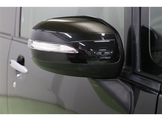 ウインカーミラーはお洒落なだけでなく、対向車や歩行者からの視認性が良く安全性が向上し、事故防止にもつながります。