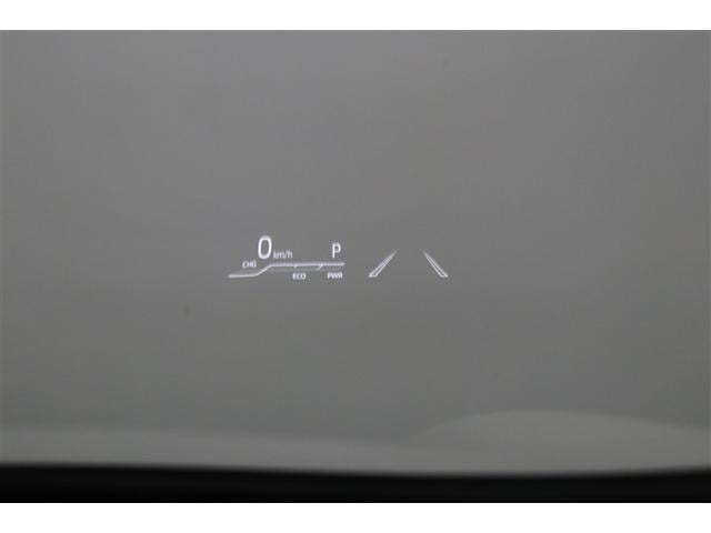 ヤリスクロス ハイブリッドＺ　インテリジェントキー　アルミホイル　ＬＥＤライト　リアカメラ　クルーズコントロール　整備記録簿　横滑り防止システム　ＴＶ　電動シ－ト　パワステ　オートエアコン　キーフリー　イモビライザ　ＥＴＣ付き（10枚目）