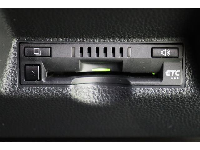 ヤリスクロス ハイブリッドＺ　インテリジェントキー　アルミホイル　ＬＥＤライト　リアカメラ　クルーズコントロール　整備記録簿　横滑り防止システム　ＴＶ　電動シ－ト　パワステ　オートエアコン　キーフリー　イモビライザ　ＥＴＣ付き（17枚目）