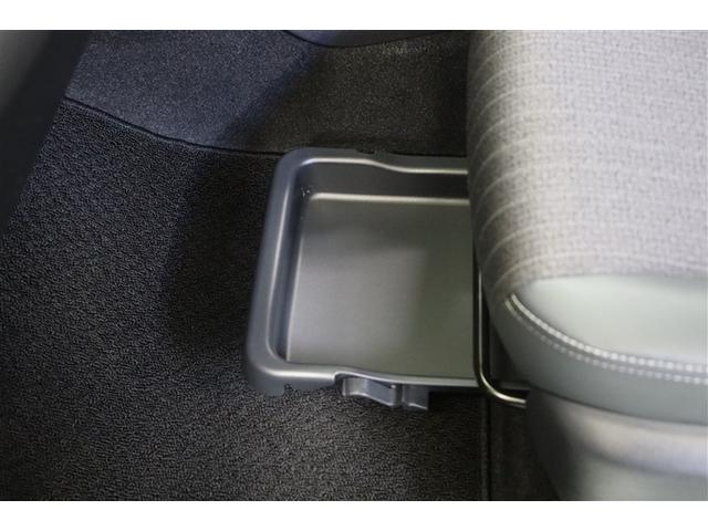 ヤリスクロス ハイブリッドＺ　インテリジェントキー　アルミホイル　ＬＥＤライト　リアカメラ　クルーズコントロール　整備記録簿　横滑り防止システム　ＴＶ　電動シ－ト　パワステ　オートエアコン　キーフリー　イモビライザ　ＥＴＣ付き（30枚目）