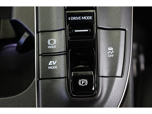 クラウンクロスオーバー Ｇアドバンスド・レザーパッケージ　ＴＳＳ　レザー　フルセグＴＶ　パワーシート　ＬＥＤヘッドライト　クルーズコントロール　Ｂカメラ　ドライブレコーダ　オートエアコン　アルミホイル　ＥＴＣ付　横滑り防止装置　４ＷＤ　ＴＶ　盗難防止装置（21枚目）