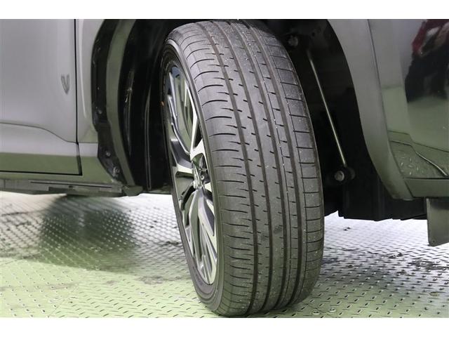 ヤリスクロス ハイブリッドＺ　ドライブレコーダ　インテリジェントキー　アルミホイル　ＬＥＤライト　リアカメラ　クルーズコントロール　整備記録簿　横滑り防止システム　ナビＴＶ　メモリーナビゲーション　電動シ－ト　パワステ　キーフリー（9枚目）