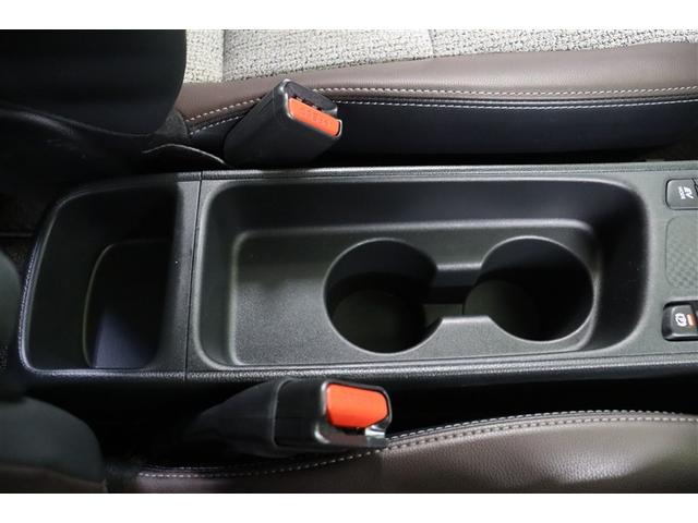 ヤリスクロス ハイブリッドＺ　ドライブレコーダ　インテリジェントキー　アルミホイル　ＬＥＤライト　リアカメラ　クルーズコントロール　整備記録簿　横滑り防止システム　ナビＴＶ　メモリーナビゲーション　電動シ－ト　パワステ　キーフリー（21枚目）