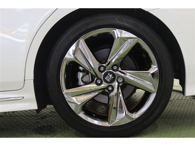 �͋����ƍ������̂���f�U�C���̏����A���~�z�C�[���𑕒����Ă��܂��B�������������߂Ă���A�������肵��������y���߂܂���B