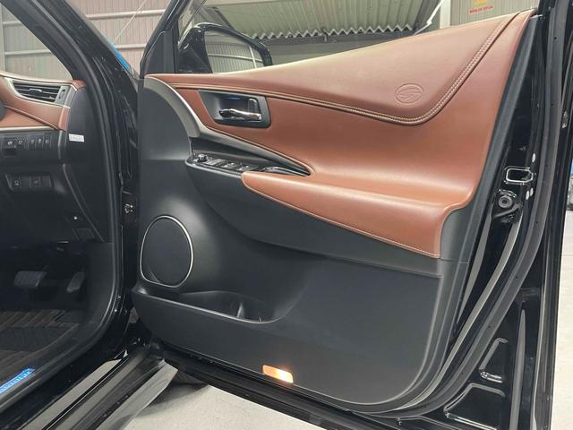 ハリアー プログレス　モデリスタエアロ　ＪＢＬサウンドシステム　サンルーフ　全周囲カメラ　クリアランスソナー　オートクルーズコントロール　レーンアシスト　パワーシート　衝突被害軽減システム　オートライト　ＬＥＤヘッドランプ（46枚目）