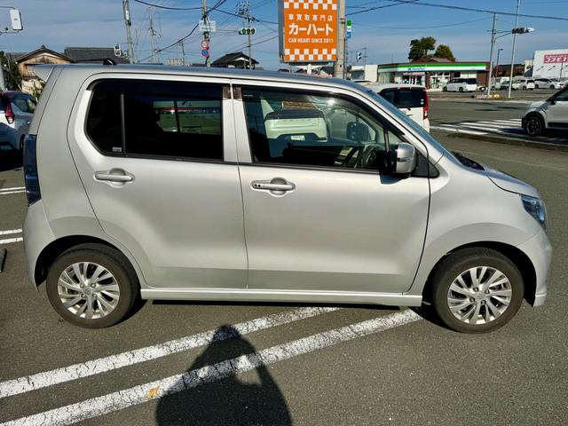 ワゴンR FZ FZ(4名)買取車 プッシュスタート スマートキー2個 HID(4枚目)