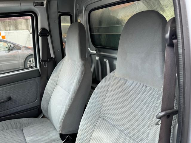 ハイゼットトラック ジャンボ 買取車 四駆 オートマ キーレス パワーウィンドウ 荷台ステンレス加工 フロアマット ドアバイザー(29枚目)