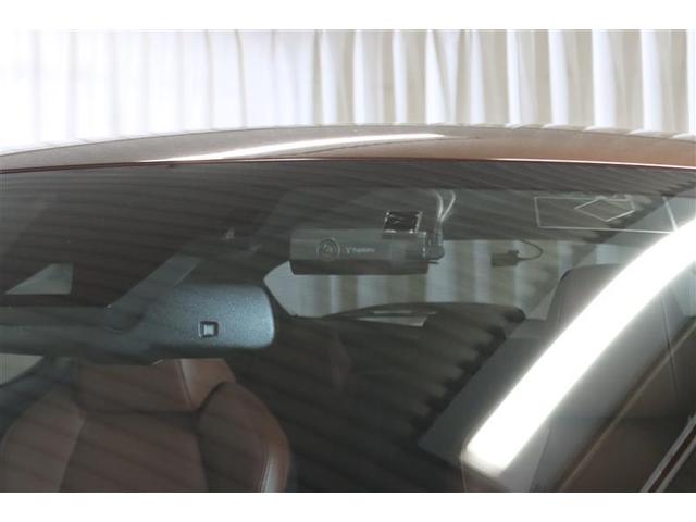 万が一のトラブルのときにも役に立つドライブレコーダーを装備しています。