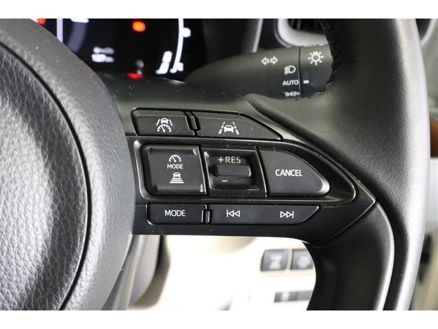 シエンタ ハイブリッドＺ　フルセグ　メモリーナビ　ＤＶＤ再生　ミュージックプレイヤー接続可　後席モニター　バックカメラ　衝突被害軽減システム　ＥＴＣ　ドラレコ　両側電動スライド　ＬＥＤヘッドランプ　乗車定員７人　３列シート（24枚目）