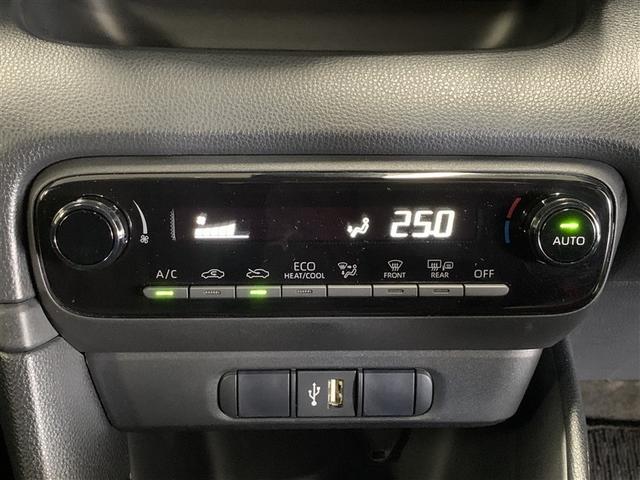 ヤリス ハイブリッドＸ　メモリーナビ　ＤＶＤ再生　ミュージックプレイヤー接続可　バックカメラ　衝突被害軽減システム　ＥＴＣ　ドラレコ　ＬＥＤヘッドランプ　ワンオーナー　記録簿（12枚目）