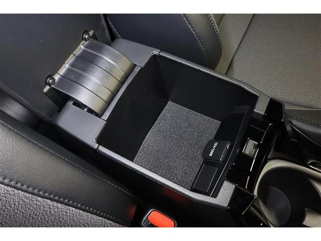 カローラクロス ハイブリッド　Ｚ　ミュージックプレイヤー接続可　バックカメラ　衝突被害軽減システム　ＬＥＤヘッドランプ　ワンオーナー　記録簿（32枚目）