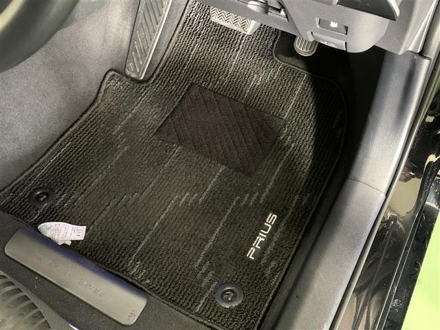 プリウス Sセーフティプラス フルセグ メモリーナビ DVD再生 ミュージックプレイヤー接続可 バックカメラ 衝突被害軽減システム ETC ドラレコ LEDヘッドランプ ワンオーナー 記録簿(29枚目)