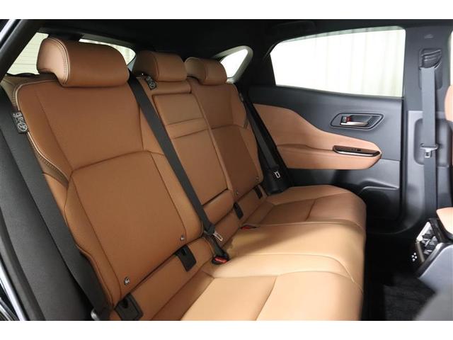 クラウンスポーツ Z 革シート サンルーフ 4WD フルセグ メモリーナビ ミュージックプレイヤー接続可 バックカメラ 衝突被害軽減システム ETC ドラレコ LEDヘッドランプ ワンオーナー フルエアロ 記録簿(16枚目)