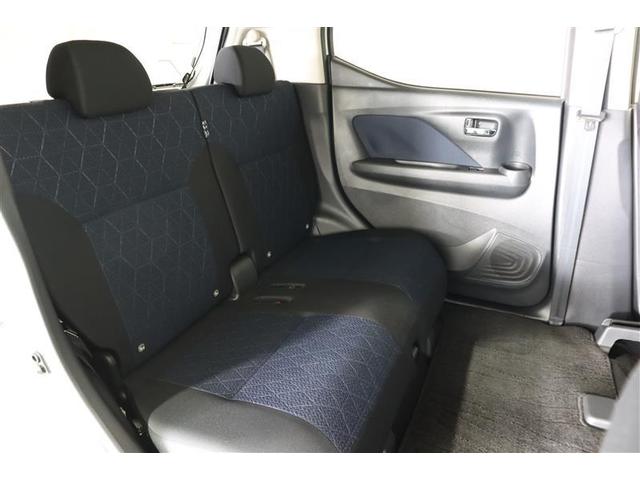 コンパクトなのに室内広々！ゆったり足元で長距離走行も楽々です♪