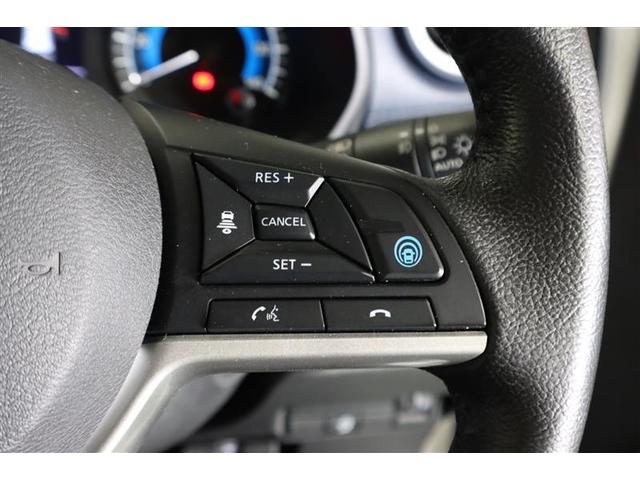 走行速度を一定に保つシステムです。高速道路など、自動車専用道路でお使いください。長距離ドライブが楽しくなります。