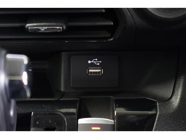 ＵＳＢ付☆ドライブ中もスマホの充電可能です。