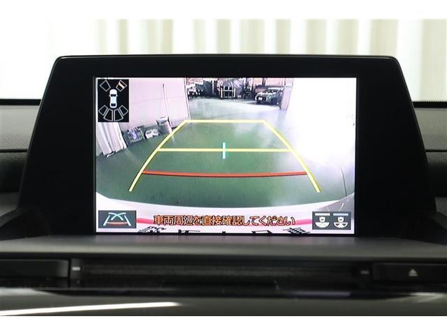 ガイドラインで車両間隔をつかみやすくなっています。バック時に見ずらい場所や狭い駐車場で便利です♪