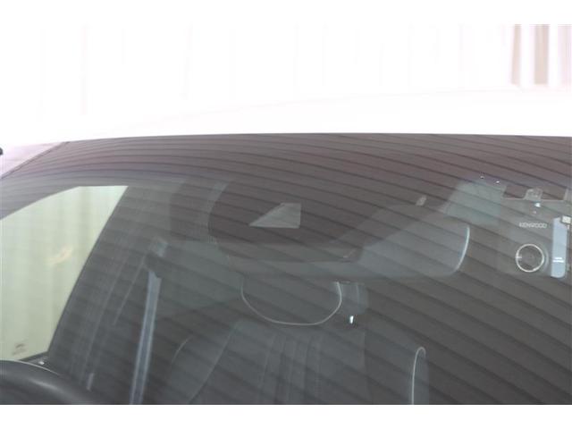 踏み間違い、衝突の危険があれば自動でブレーキがかかります。自分も周囲も「助けてくれる」そんな機能です！