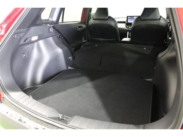 カローラクロス ハイブリッド　Ｚ　ミュージックプレイヤー接続可　バックカメラ　衝突被害軽減システム　ＬＥＤヘッドランプ　ワンオーナー　記録簿（18枚目）