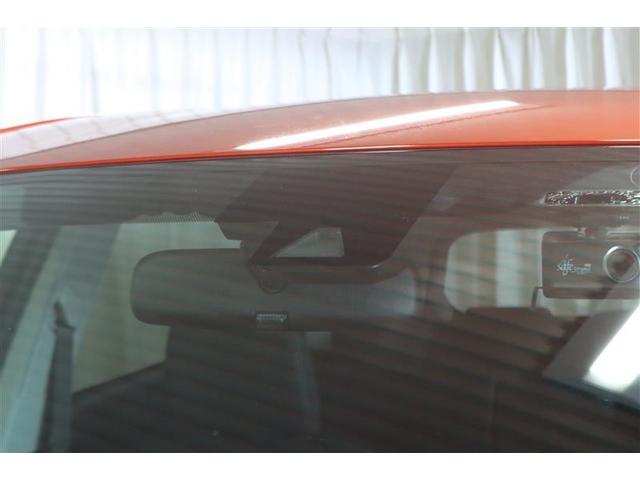 プリウスα Ｇ　ワンセグ　メモリーナビ　ミュージックプレイヤー接続可　バックカメラ　衝突被害軽減システム　ＥＴＣ　ドラレコ　ＬＥＤヘッドランプ　乗車定員７人　３列シート　ワンオーナー　記録簿（21枚目）