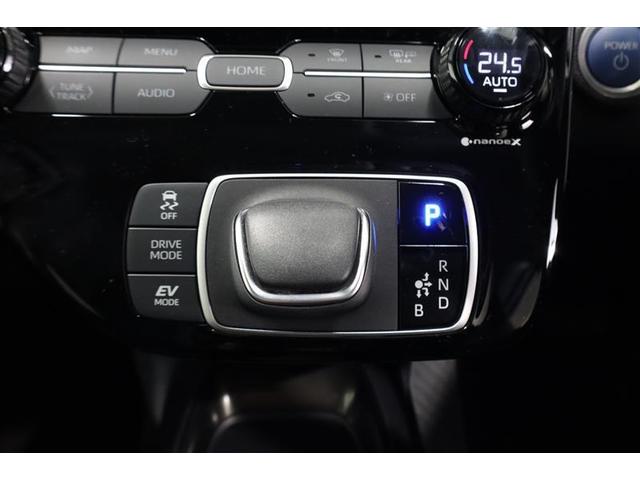 アクア Ｚ　ミュージックプレイヤー接続可　バックカメラ　衝突被害軽減システム　ＬＥＤヘッドランプ　ワンオーナー　記録簿（13枚目）