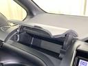 インパネ周りの収納も充実しております。