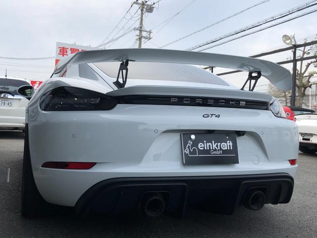 ７１８ケイマン ７１８ケイマンＧＴ４　正規ディーラー車・ＰＣＣＢ（ポルシェ　セラミックコンポジット　ブレーキ）レザーダッシュボード・アルカンターラシート・アルカンターラルーフ・アクラポビッチリンクパイプ＆スリップオンマフラー（4枚目）