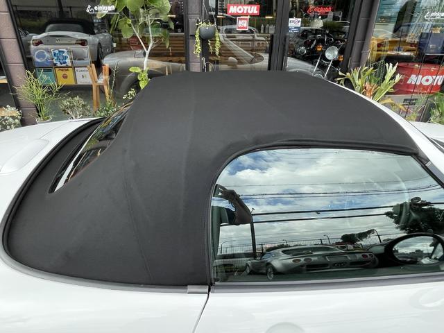 ＳＴＦ生地ソフトトップのコンデイションもとても良好です。