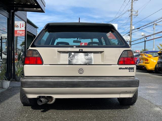 ゴルフ ＧＴＩ　１６Ｖ　ＢＢＳ１６インチリバレルアルミ・ＫＷ車高調・ＣＯＸマフラー・ＳＳダウンパイプ・ＥＸマニ・レカロアルカンターラ張替・ＲＥＮＯＷＮステアリング・ＣＤオーディオ・ＥＴＣ・プロテクションフィルム・ディーラー車（22枚目）