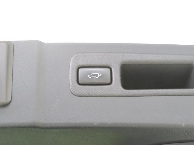 NX200t Fスポーツ ターボ 純正ナビ 全周囲カメラ プリクラッシュセーフティ クリアランスソナー ブラインドスポットモニター 三眼LEDヘッド ルーフレール OP18インチアルミ シートベンチレーション 黒革 禁煙車(7枚目)