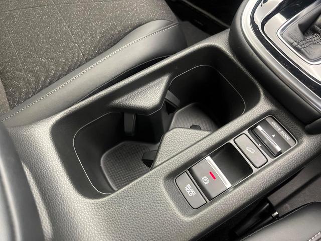 ヴェゼル ｅ：ＨＥＶ　Ｚ　純正９インチナビ　禁煙車　ホンダセンシング　電動リアゲート　レーダークルーズ　ハーフレザーシート　バックカメラ　ドラレコ　スマートキー　ビルトインＥＴＣ　ドラレコ　シートヒーター（74枚目）