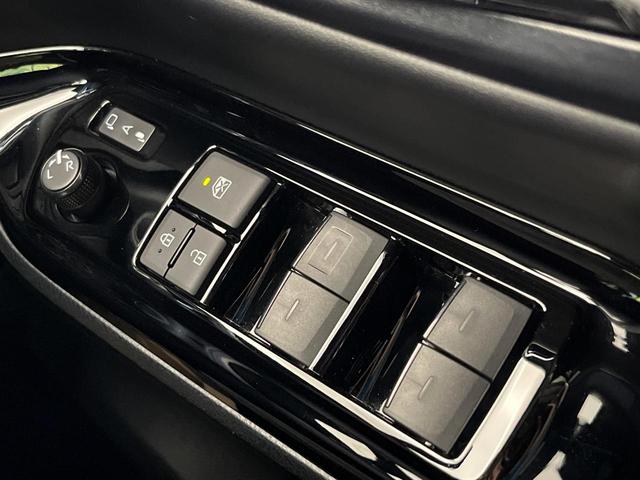ヴォクシー ＺＳ　煌ＩＩＩ　後期　純正９型ナビ　禁煙車　両側電動　セーフティセンス　バックカメラ　クルーズコントロール　ハーフレザー　ドラレコ　ＥＴＣ　フルセグ　Ｂｌｕｅｔｏｏｔｈ　Ｗエアコン　ＬＥＤヘッド＆フォグ（62枚目）