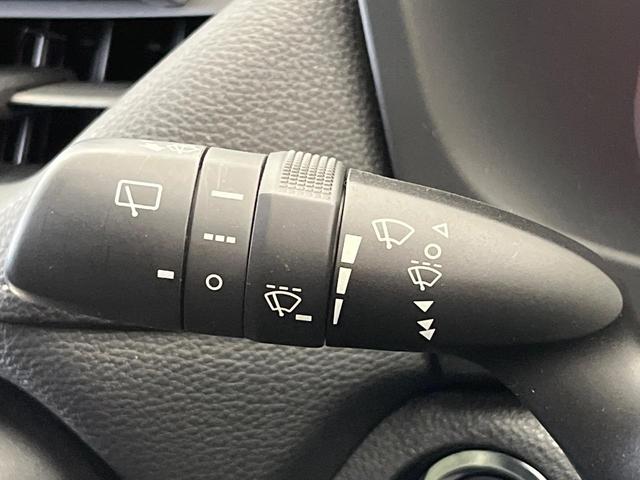 ＲＡＶ４ Ｘ　８型ディスプレイオーディオ　レーダークルーズ　衝突軽減　Ｂｌｕｅｔｏｏｔｈ　ＥＴＣ　バックカメラ　クリアランスソナー　ＬＥＤヘッドライト　オートハイビーム　車線逸脱警報　革巻きステアリング（39枚目）