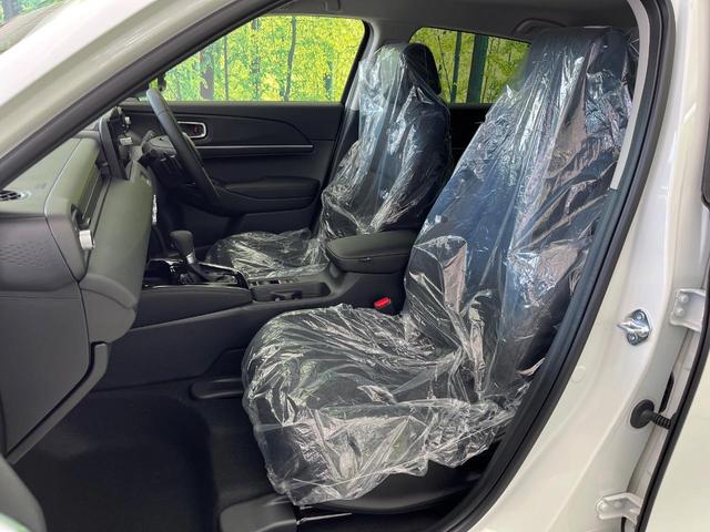 ヴェゼル ｅ：ＨＥＶ　Ｚ　登録済未使用車　ホンダコネクト９型ディスプレイ　バックカメラ　ホンダセンシング　ハンズフリーパワーバックドア　ハンドルヒーター　前席シートヒーター　フルセグ　ワイヤレス充電器　ハーフレザー　ＥＴＣ（44枚目）