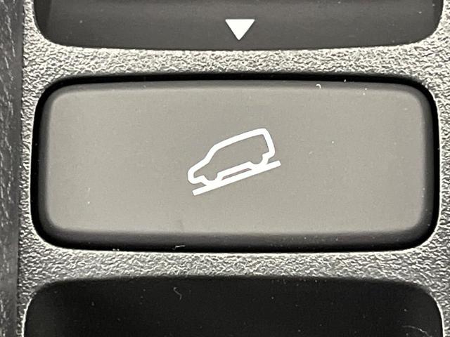 ヴェゼル ｅ：ＨＥＶ　Ｚ　登録済未使用車　ホンダコネクト９型ディスプレイ　バックカメラ　ホンダセンシング　ハンズフリーパワーバックドア　ハンドルヒーター　前席シートヒーター　フルセグ　ワイヤレス充電器　ハーフレザー　ＥＴＣ（69枚目）