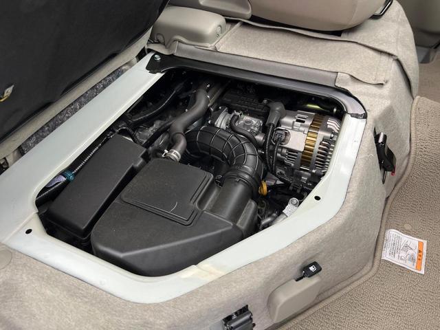 エブリイワゴン ＰＺターボスペシャル　ＳＤナビ　バックカメラ　禁煙車　デュアルカメラブレーキサポート　両側電動スライドドア　ＬＥＤヘッド　ＥＴＣ　純正１４インチアルミ　スマートキー＆プッシュスタート　シートヒーター　コーナーセンサー（19枚目）