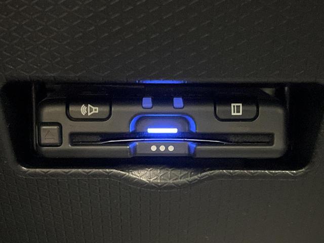 タント Ｘ　スマートアシスト　電動スライドドア　禁煙車　コーナーセンサー　スマートキー　ＬＥＤヘッド　ビルトインＥＴＣ　オートハイビーム　車線逸脱警報　オートライト　オートエアコン　シートヒーター（8枚目）
