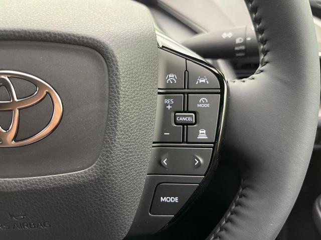 プリウス Ｚ　純正１２．３インチナビ　禁煙車　セーフティセンス　レーダークルーズコントロール　パノラミックビューモニター　ＥＴＣ２．０　ドラレコ　シートベンチレーション　ブラインドスポットモニター　ハンドルヒーター（7枚目）