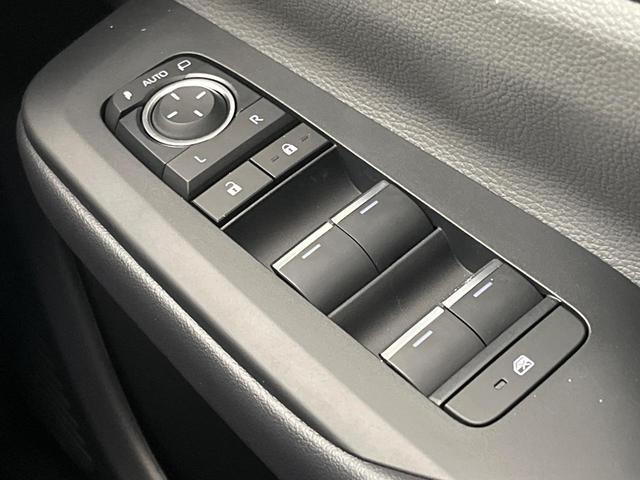 プリウス Ｚ　純正１２．３インチナビ　禁煙車　セーフティセンス　レーダークルーズコントロール　パノラミックビューモニター　ＥＴＣ２．０　ドラレコ　シートベンチレーション　ブラインドスポットモニター　ハンドルヒーター（54枚目）