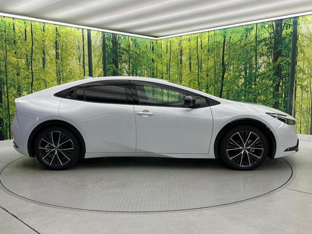プリウス Ｚ　純正１２．３インチナビ　禁煙車　セーフティセンス　レーダークルーズコントロール　パノラミックビューモニター　ＥＴＣ２．０　ドラレコ　シートベンチレーション　ブラインドスポットモニター　ハンドルヒーター（61枚目）