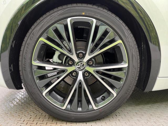 プリウス Ｚ　純正１２．３インチナビ　禁煙車　セーフティセンス　レーダークルーズコントロール　パノラミックビューモニター　ＥＴＣ２．０　ドラレコ　シートベンチレーション　ブラインドスポットモニター　ハンドルヒーター（69枚目）